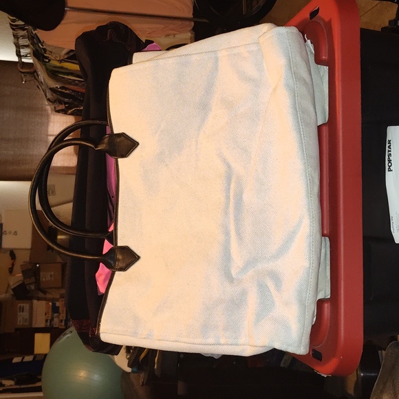 Handbag 👜 - Picture 2 of 5